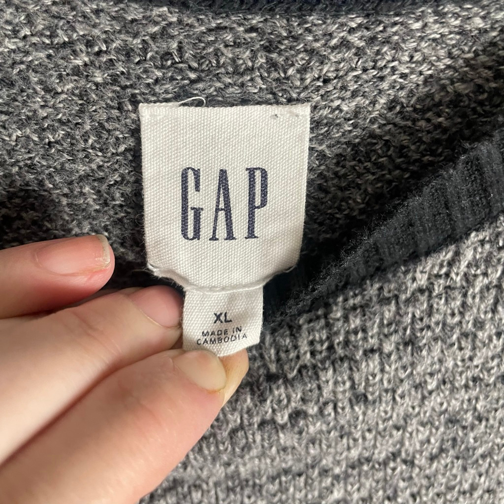 Gap Mens XL Colorblock Raglan Crewneck Sweater Gray Black Knit Cotton Pullover - Picture 4 of 7
